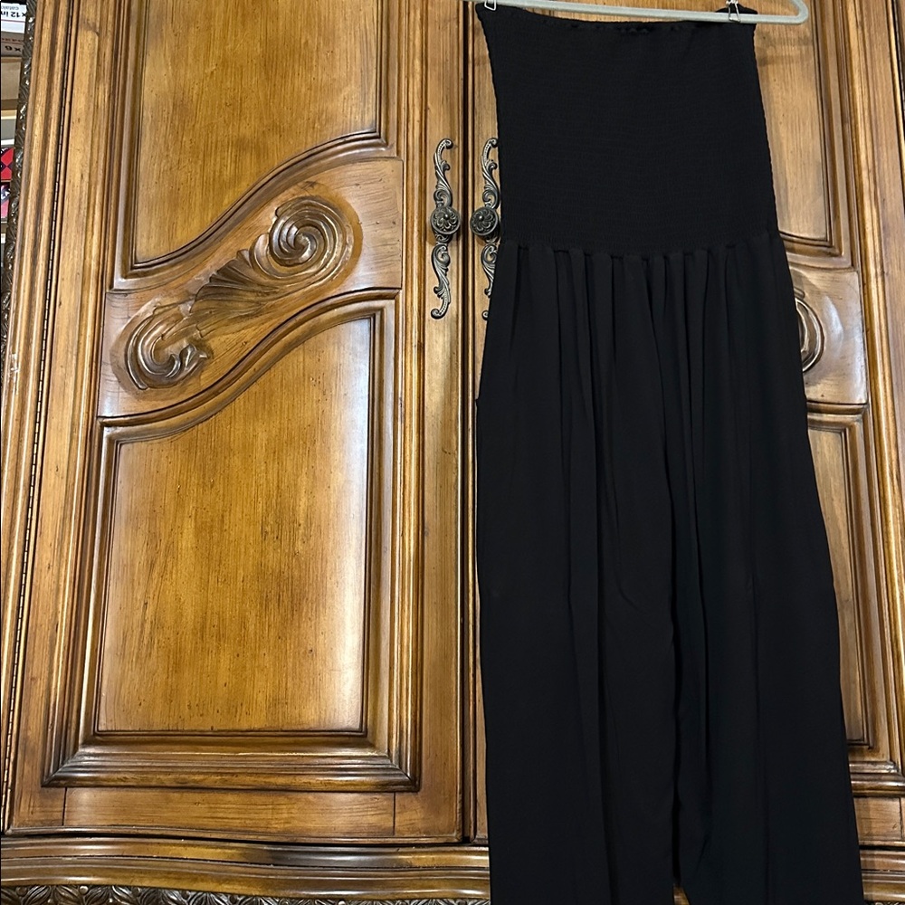 NEW bobi Los Angeles Revolve Black Strapless SlitLeg Smocked Jumpsuit SidePocket - Picture 7 of 15
